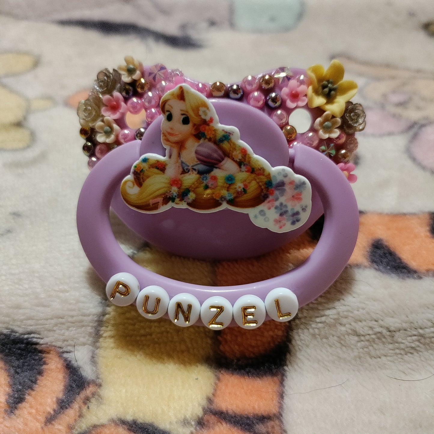 'Punzel' Rapunzel REMAKE Paci